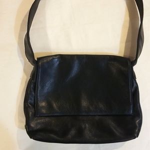 PERLINA NEW YORK BLACK LEATHER SHOULDER BAG ONE PACKET INSIDE FOR PHONE SLOT